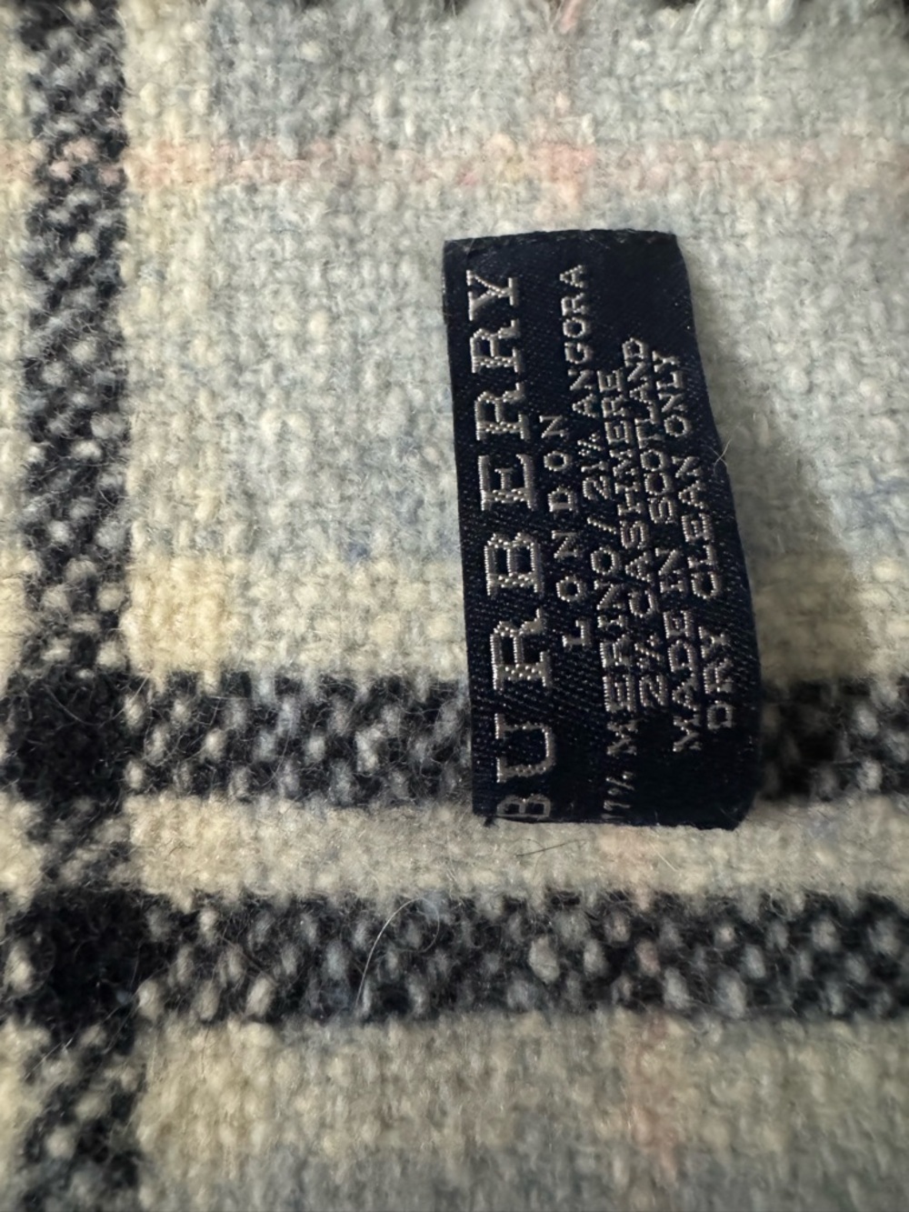 Burberry Merino Angora Cashmere Scarf Blue Grey Novacheck Check Plaid Fringe - Picture 8 of 8